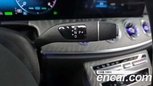 Mercedes-Benz E-Класс 2021 thumb 9