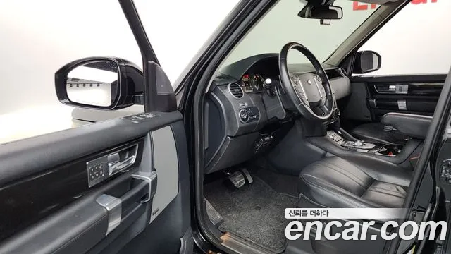 Land Rover Discovery 2014 thumb 10