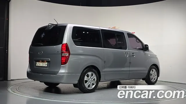 Hyundai Starex 2018 thumb 2