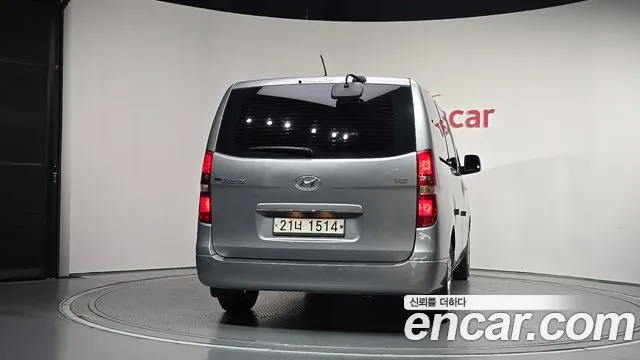 Hyundai Starex 2018 thumb 4