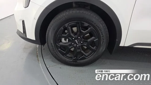 Kia Sorento 2023 thumb 5
