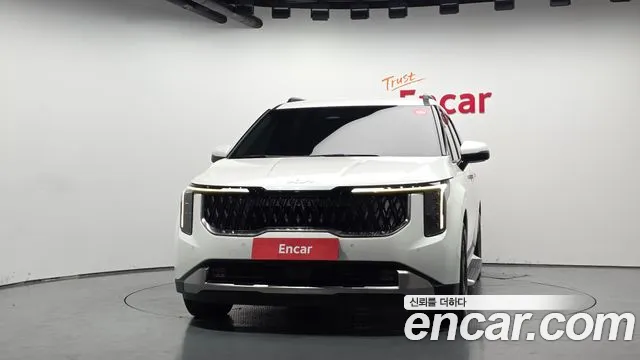 Kia Carnival 2024 thumb 3