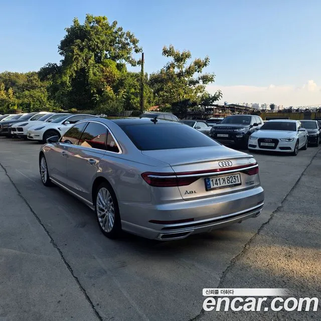 Audi A8 2020 thumb 4