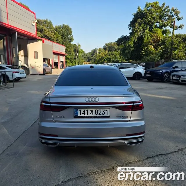 Audi A8 2020 thumb 5