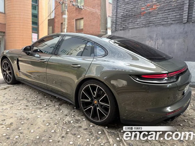 Porsche Panamera 2022 thumb 5