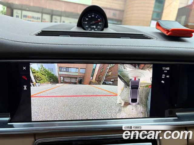 Porsche Panamera 2022 thumb 8