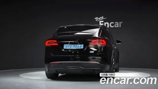 Tesla Model X 2023 thumb 4