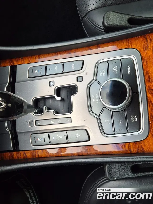Hyundai Equus 2011 thumb 9