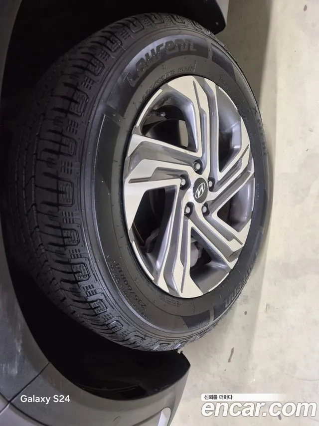 Hyundai Santa Fe 2023 thumb 6