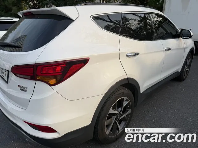Hyundai Santa Fe 2016 thumb 6