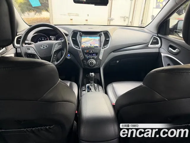 Hyundai Santa Fe 2016 thumb 10