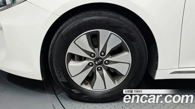 Kia K5 2016 thumb 5