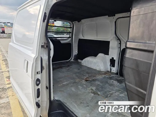 Hyundai Starex 2013 thumb 6