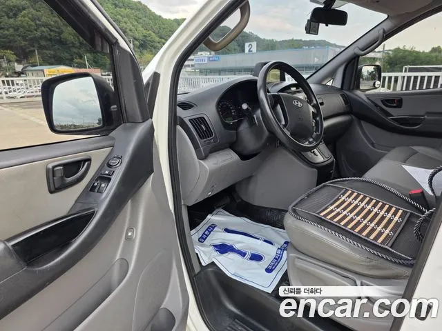 Hyundai Starex 2013 thumb 9