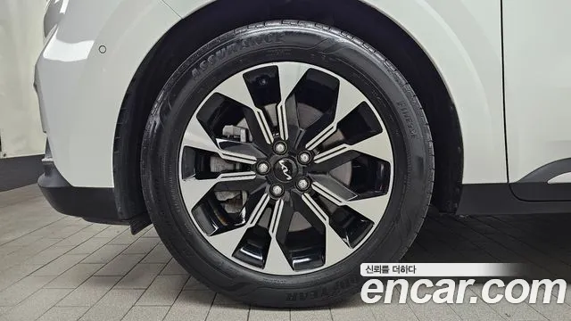Kia Carnival 2022 thumb 5