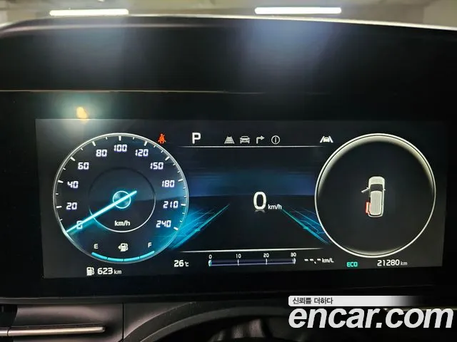 Kia Carnival 2023 thumb 4