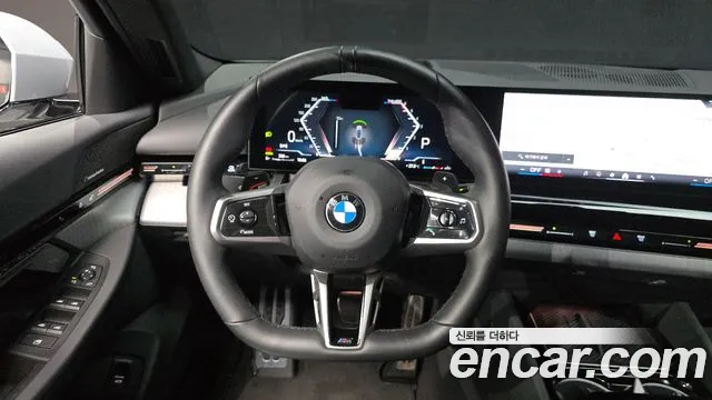 BMW 5-Series 2024 thumb 12