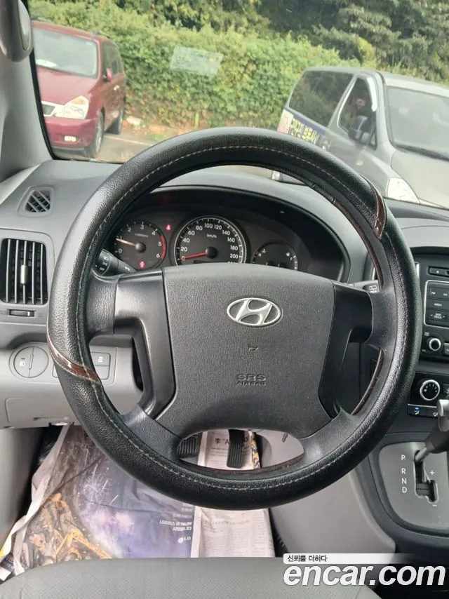 Hyundai Starex 2016 thumb 5