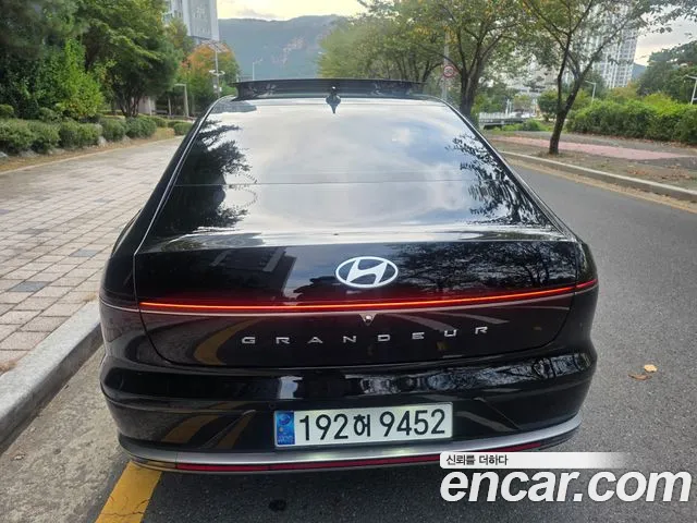 Hyundai Grandeur 2023 thumb 6