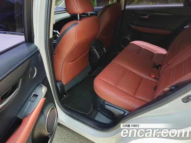 Lexus NX 2016 thumb 8