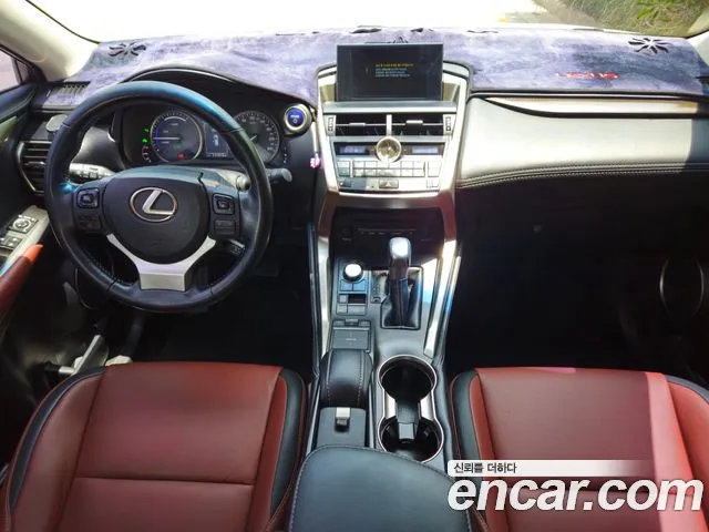 Lexus NX 2016 thumb 9