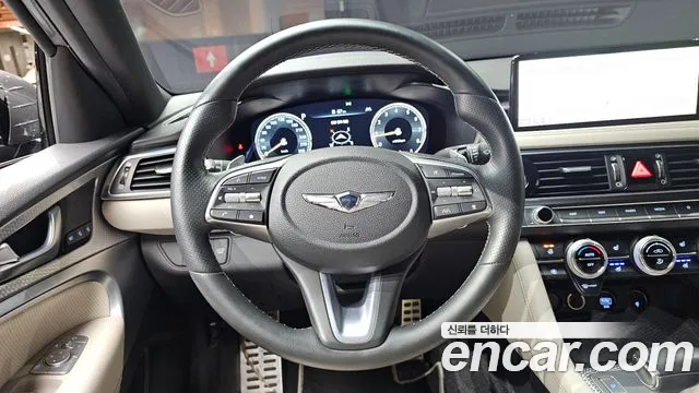 Genesis G70 2021 thumb 12