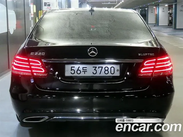Mercedes-Benz E-Класс 2015 thumb 5