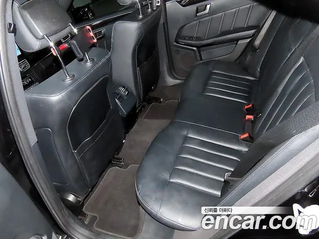 Mercedes-Benz E-Класс 2015 thumb 7