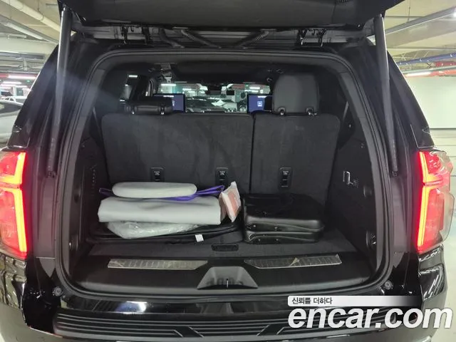 ChevroletGMDaewoo Tahoe 2023 thumb 7