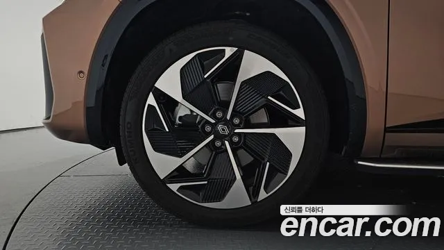 Renault-KoreaSamsung Koleos 2024 thumb 4