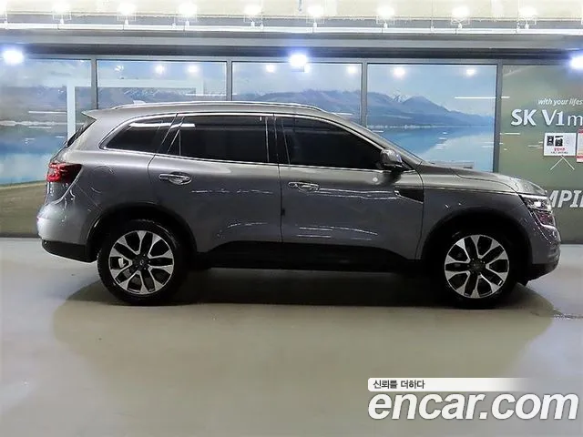 Renault-KoreaSamsung Koleos 2016 thumb 3