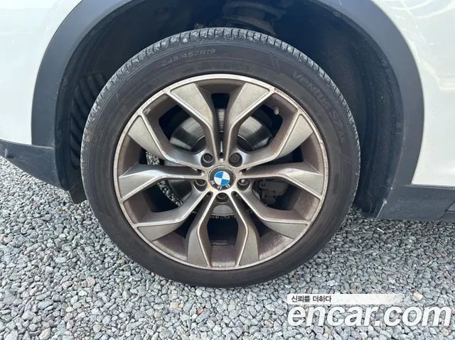 BMW X3 2015 thumb 6