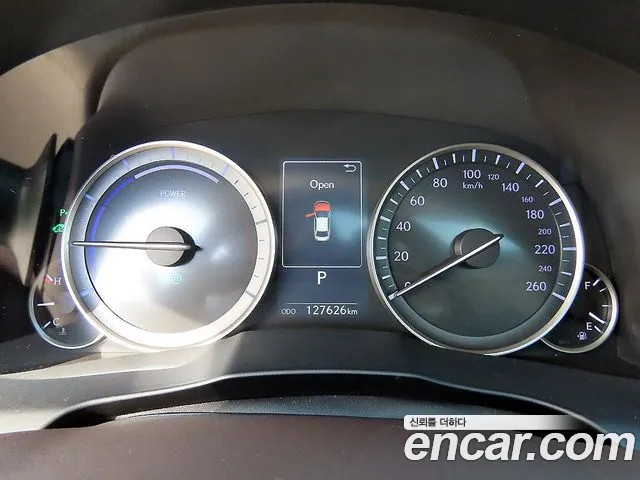 Lexus ES 2016 thumb 9