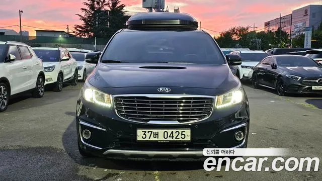 Kia Carnival 2016 thumb 3