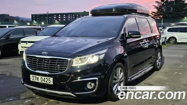 Kia Carnival 2016 thumb 4