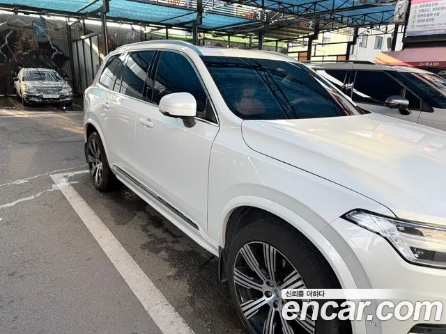 Volvo XC90 2023 thumb 3