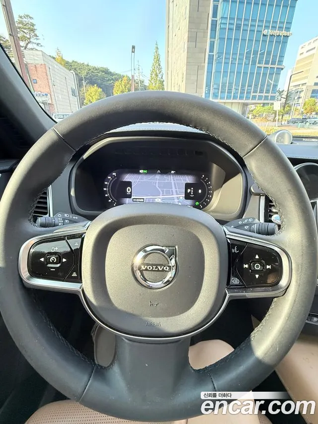 Volvo XC90 2023 thumb 6