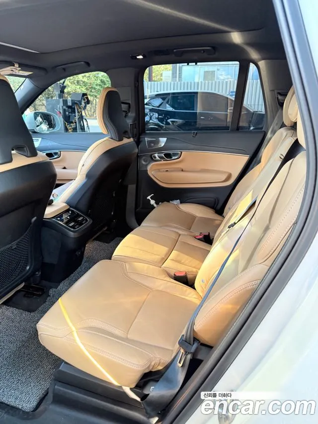 Volvo XC90 2023 thumb 7