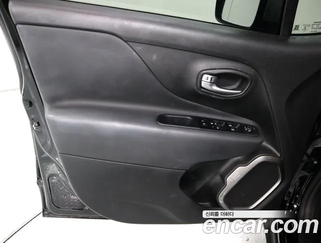 Jeep Renegade 2022 thumb 7
