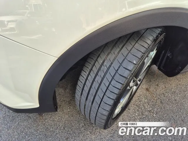 KG_Mobility_Ssangyong TIBOLI 2018 thumb 5