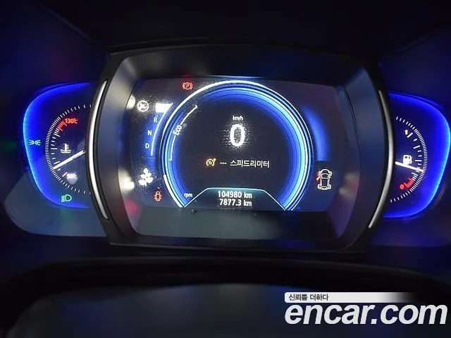 Renault-KoreaSamsung Koleos 2019 thumb 7