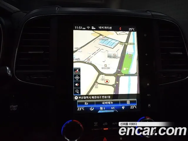 Renault-KoreaSamsung Koleos 2019 thumb 9