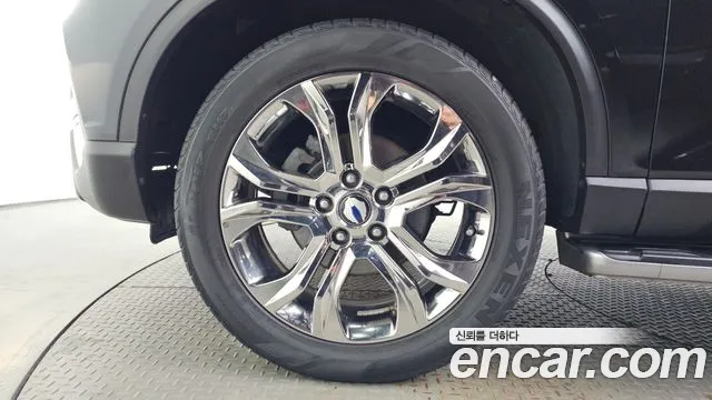 KG_Mobility_Ssangyong Rexton 2018 thumb 5