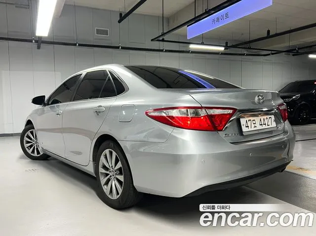 Toyota Camry 2015 thumb 2