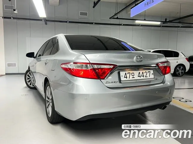 Toyota Camry 2015 thumb 4