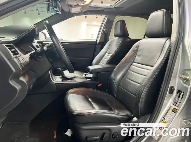 Toyota Camry 2015 thumb 10