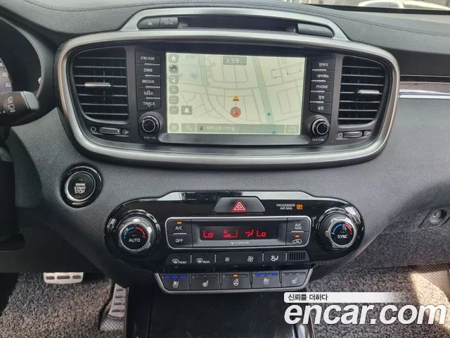 Kia Sorento 2015 thumb 10