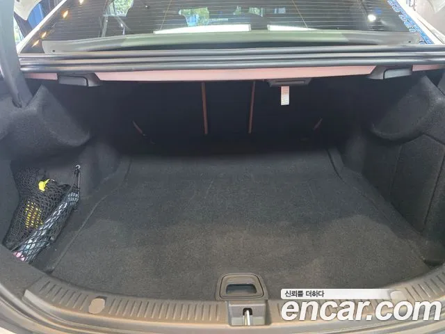 Mercedes-Benz E-Класс 2020 thumb 6