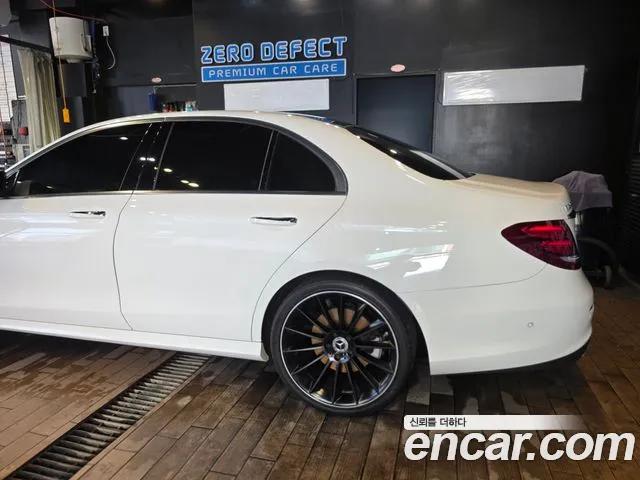 Mercedes-Benz E-Класс 2020 thumb 8