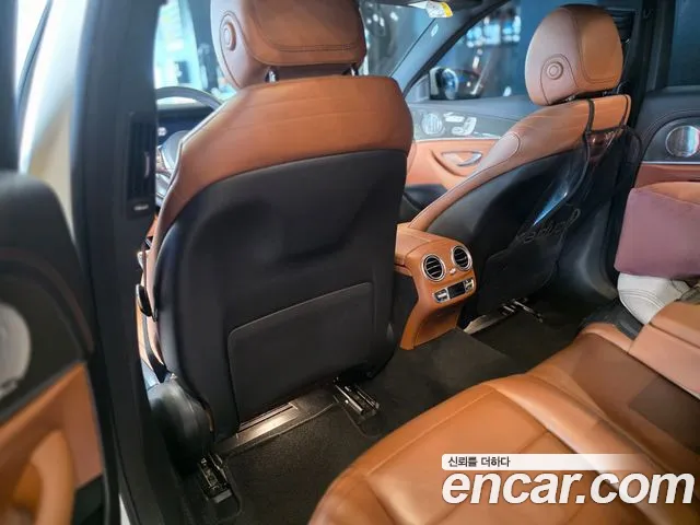 Mercedes-Benz E-Класс 2020 thumb 11